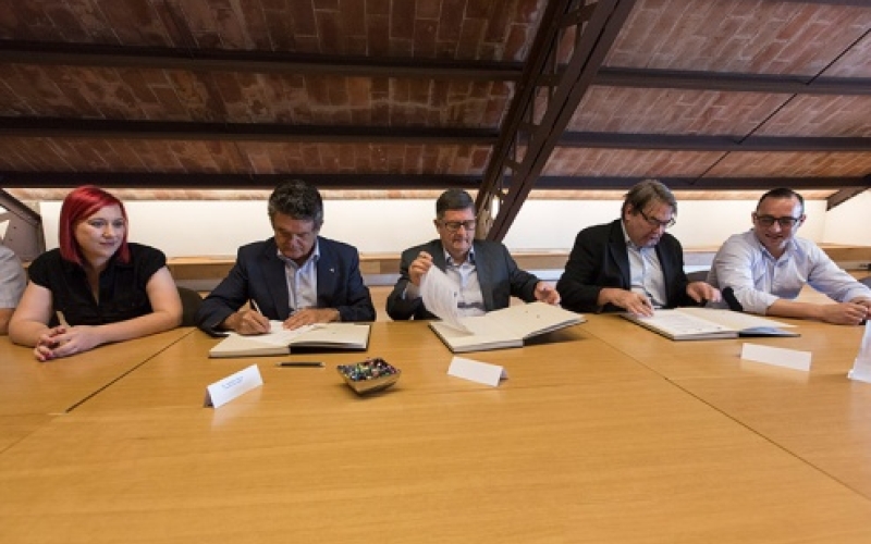 Conveni entre El Prat Empresarial, PIMEC i Ajuntament del Prat 