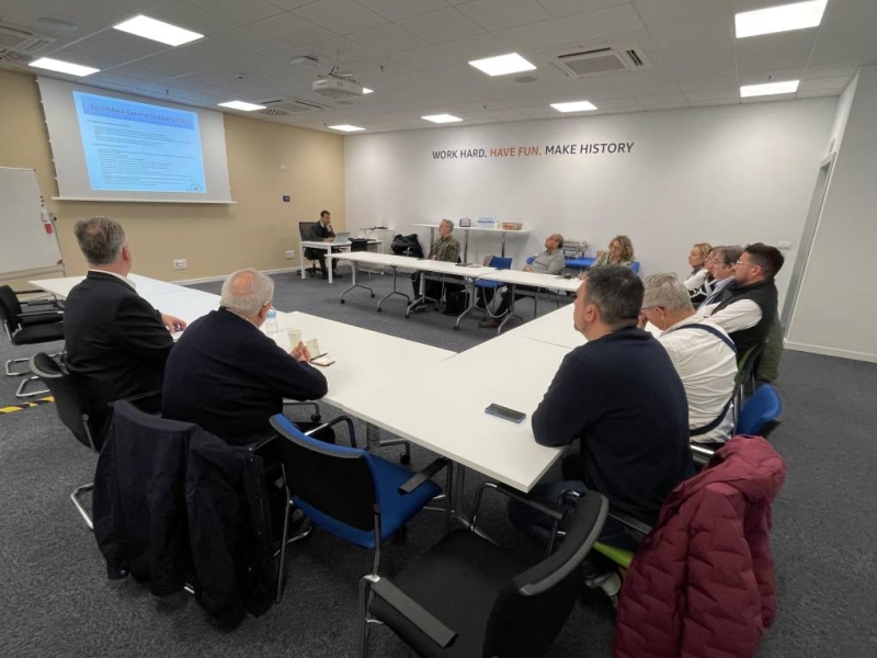 L’Assemblea General d’El Prat Empresarial defineix el full de ruta 2026 des de la seu d’Amazon al Prat 